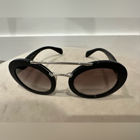 Prada Oversized Black Round Sunglasses with large logo on sides - Picture 7 of 8